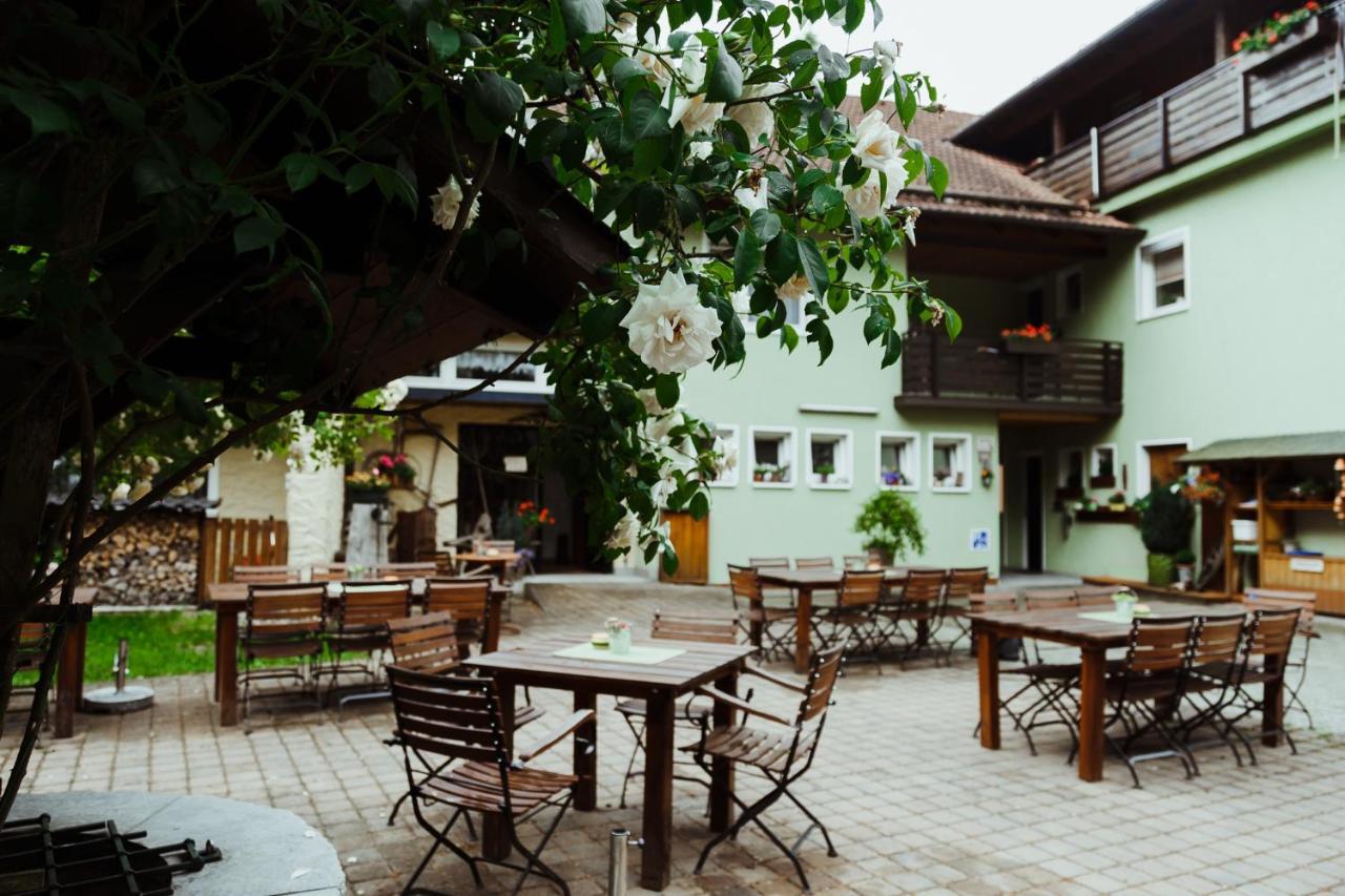 Gasthof Roseneck Wallenfels Exterior foto